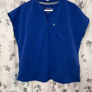 Fabletics Women's Royal Blue Evolve Oversized Scrub Top